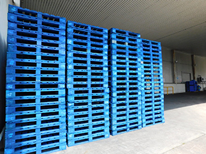 'Pallets' by Tom Gallagher of Lanark & District U3A